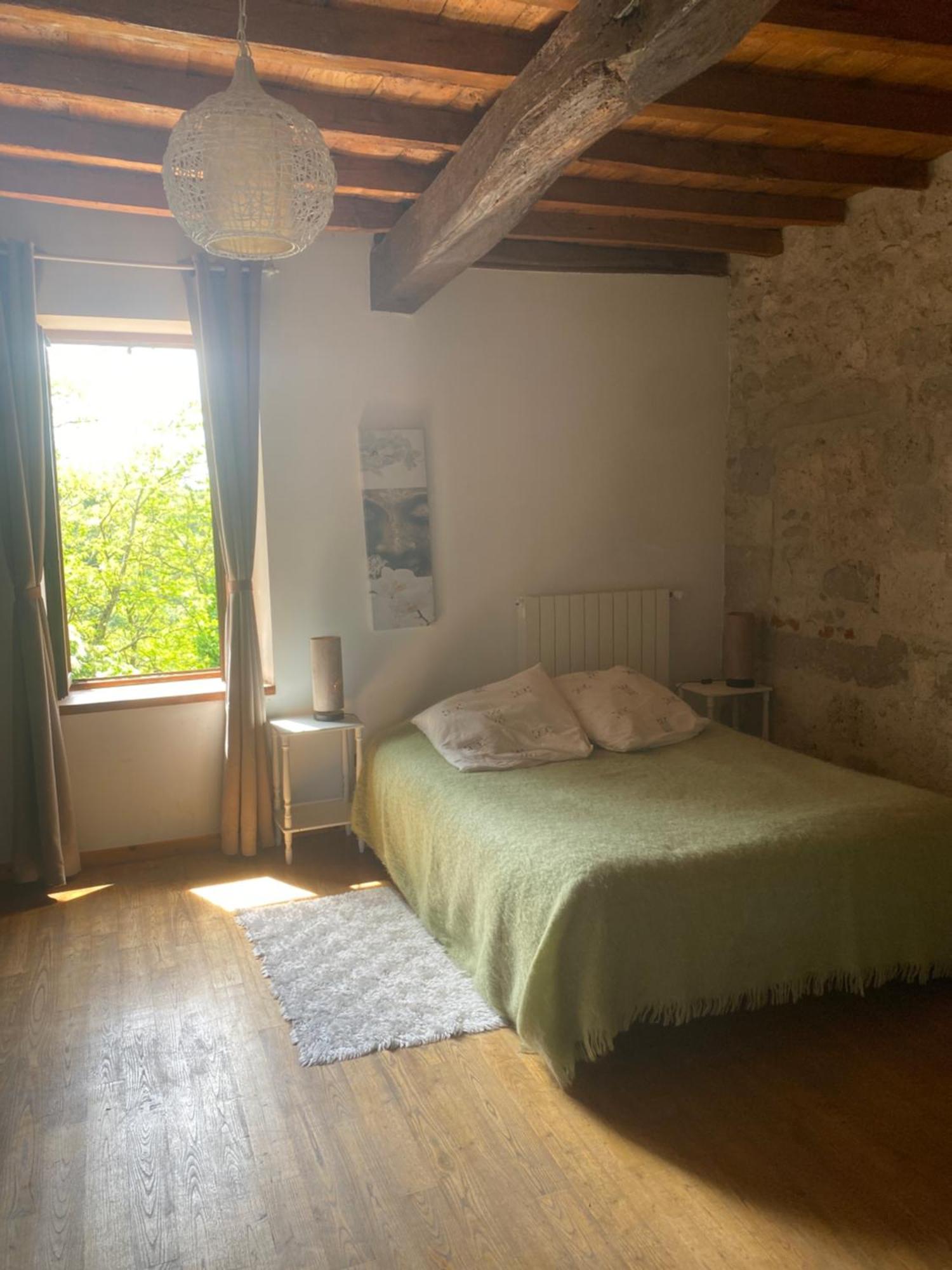 Chez Sophie - Gite Et Gite Equestre Clermont-Dessous Exterior photo